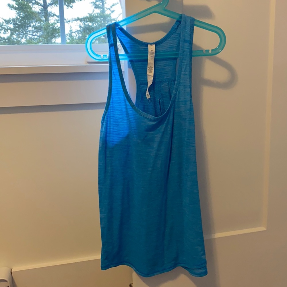 Lululemon tank top